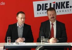 Matthias Höhn, Landesvorsitzender und Wulf Gallert, Fraktionsvorsitzender während der Pressekonferenz
